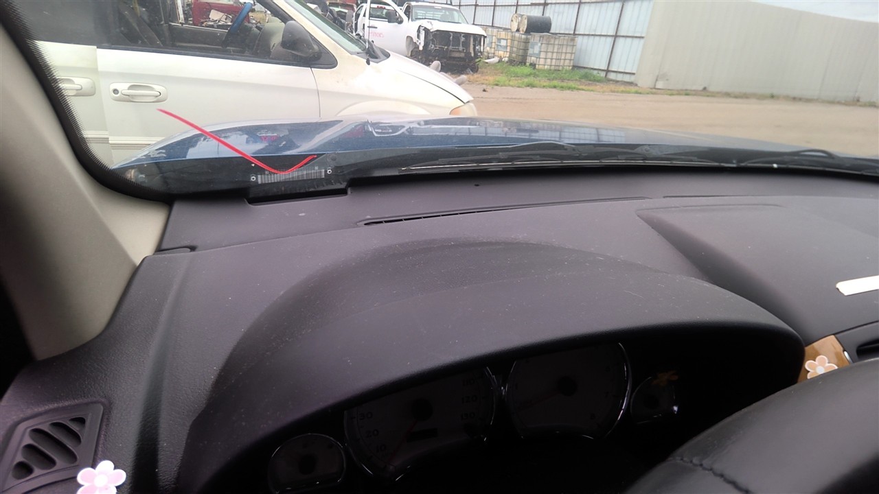 https://f005.backblazeb2.com/file/img-partshotlines-com/Inventory/EX921/Vehicle/8476_08.jpg