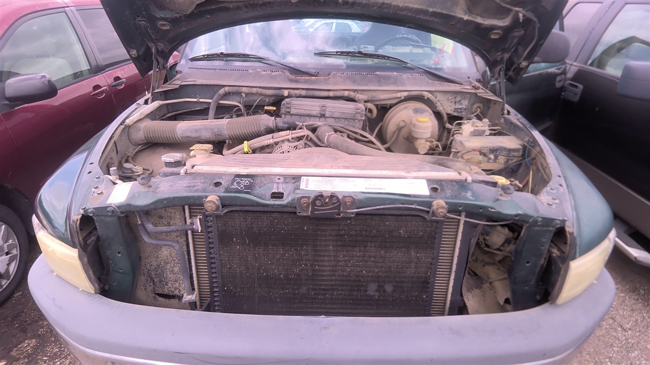 https://f005.backblazeb2.com/file/img-partshotlines-com/Inventory/EX921/Vehicle/8507_01.jpg