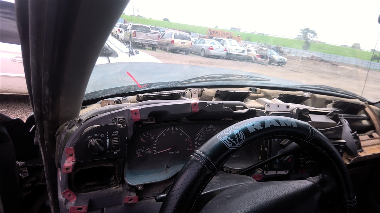 https://f005.backblazeb2.com/file/img-partshotlines-com/Inventory/EX921/Vehicle/8507_08.jpg
