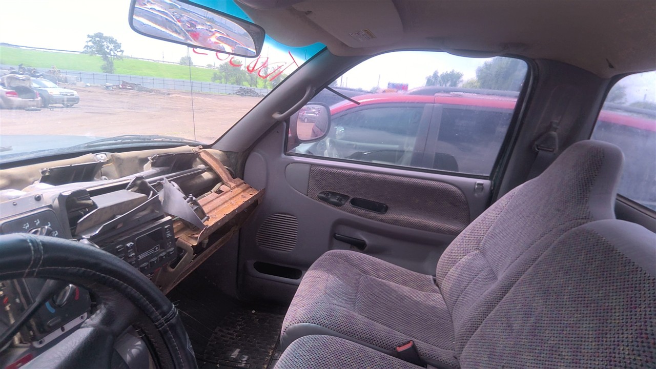 https://f005.backblazeb2.com/file/img-partshotlines-com/Inventory/EX921/Vehicle/8507_11.jpg