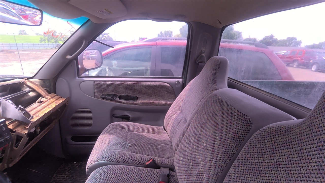 https://f005.backblazeb2.com/file/img-partshotlines-com/Inventory/EX921/Vehicle/8507_12.jpg