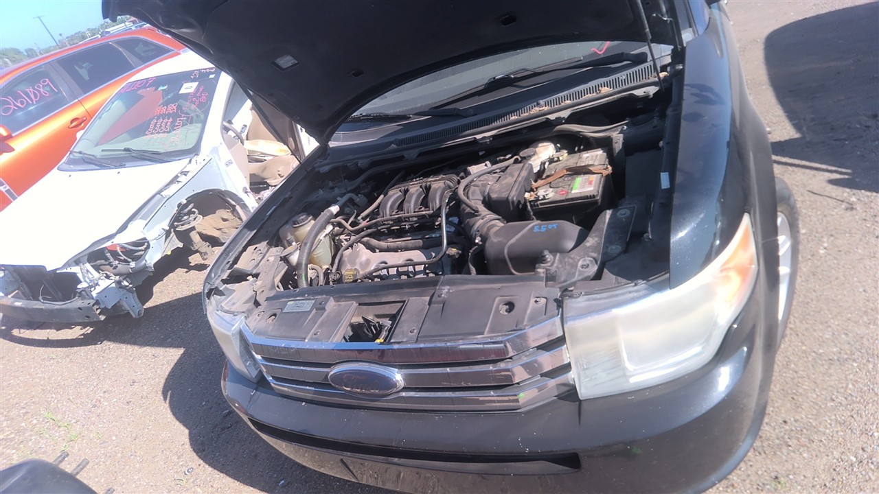 https://f005.backblazeb2.com/file/img-partshotlines-com/Inventory/EX921/Vehicle/8508_03.jpg
