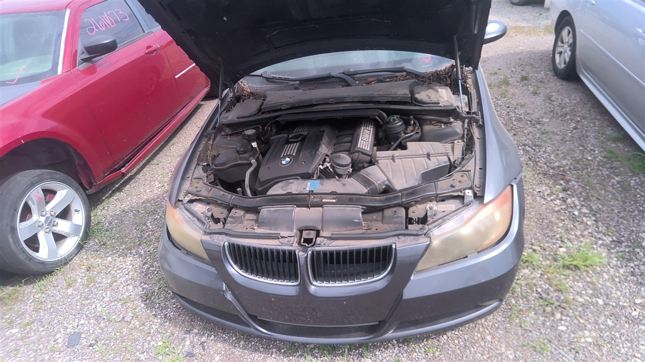 https://f005.backblazeb2.com/file/img-partshotlines-com/Inventory/EX921/Vehicle/8529_03.jpg