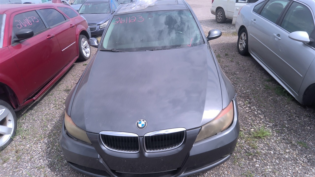 https://f005.backblazeb2.com/file/img-partshotlines-com/Inventory/EX921/Vehicle/8529_04.jpg