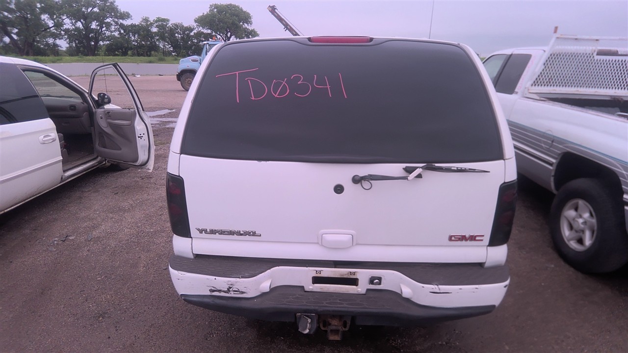 https://f005.backblazeb2.com/file/img-partshotlines-com/Inventory/EX921/Vehicle/8535_05.jpg