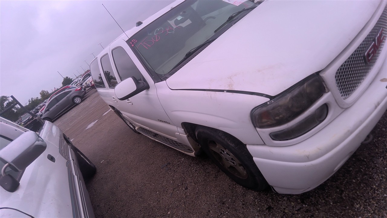 https://f005.backblazeb2.com/file/img-partshotlines-com/Inventory/EX921/Vehicle/8535_07.jpg