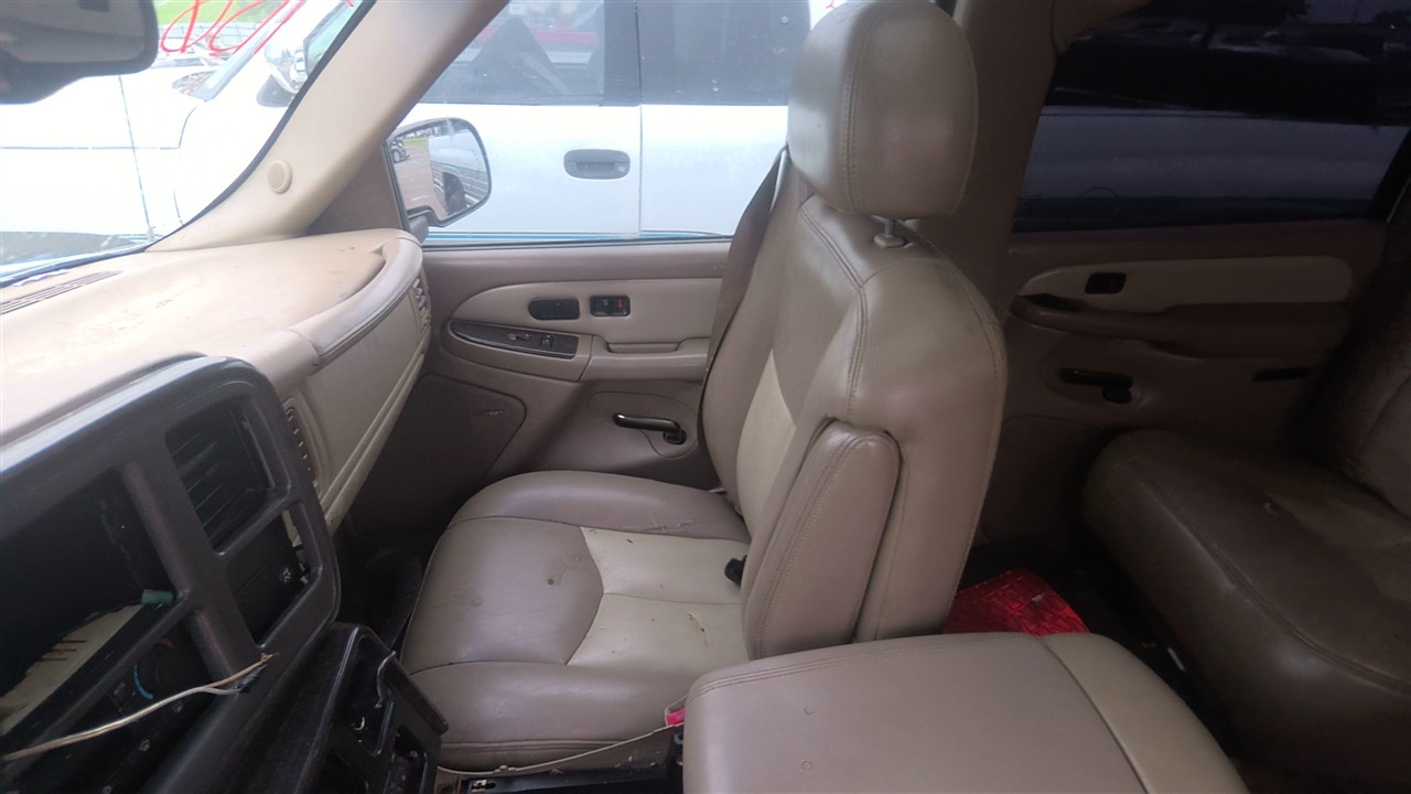 https://f005.backblazeb2.com/file/img-partshotlines-com/Inventory/EX921/Vehicle/8535_11.jpg