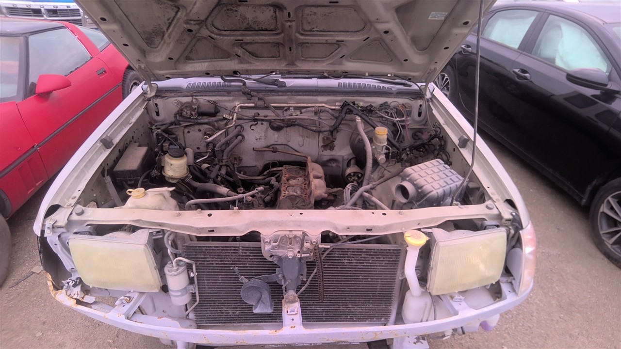 https://f005.backblazeb2.com/file/img-partshotlines-com/Inventory/EX921/Vehicle/8589_02.jpg