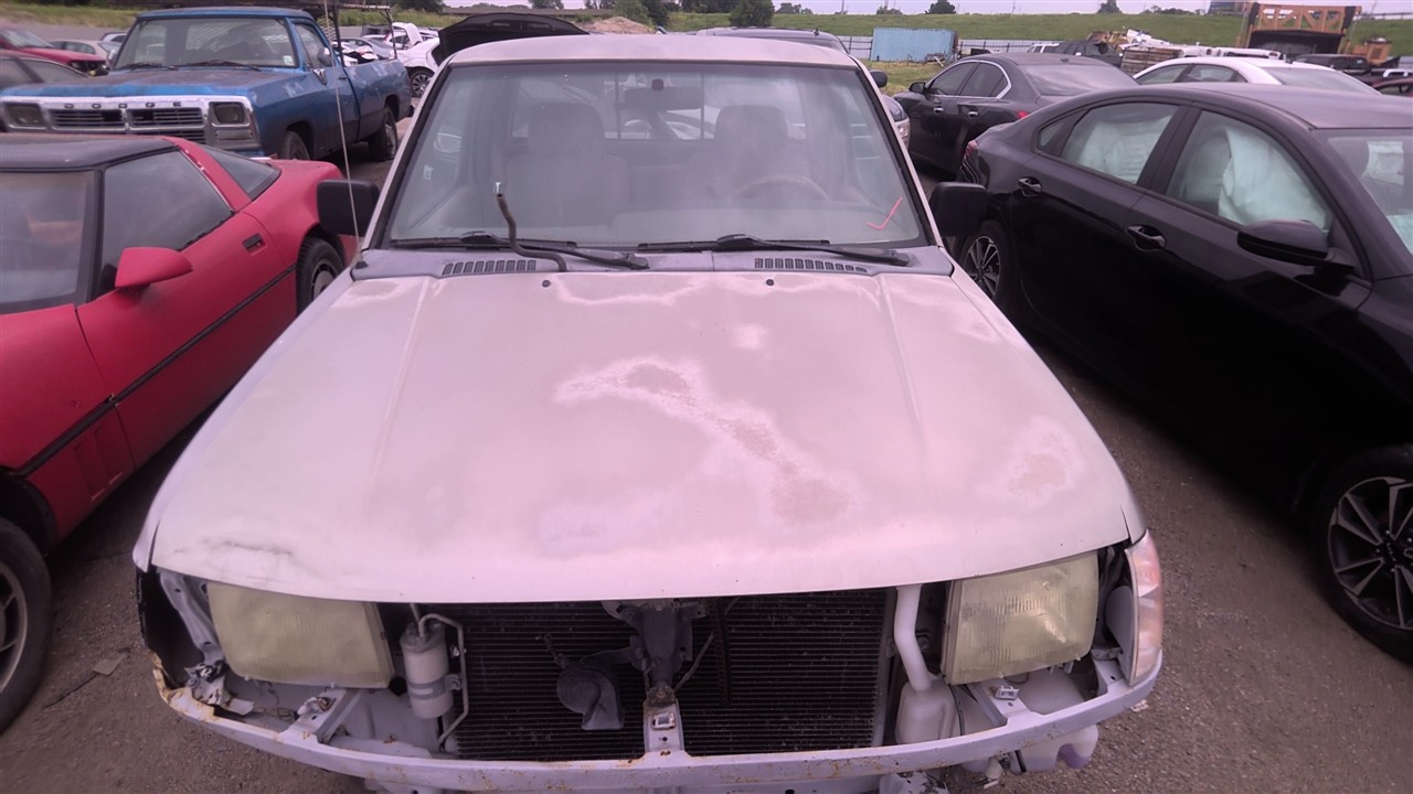 https://f005.backblazeb2.com/file/img-partshotlines-com/Inventory/EX921/Vehicle/8589_03.jpg