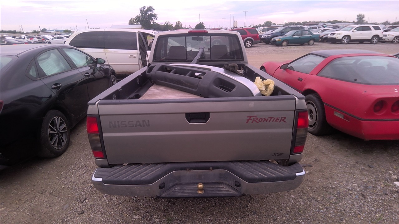 https://f005.backblazeb2.com/file/img-partshotlines-com/Inventory/EX921/Vehicle/8589_06.jpg