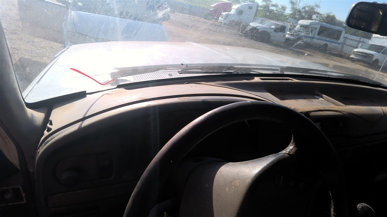 https://f005.backblazeb2.com/file/img-partshotlines-com/Inventory/EX921/Vehicle/8596_10.jpg