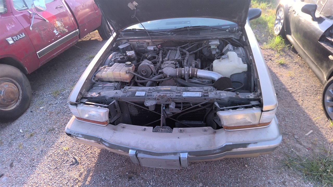 https://f005.backblazeb2.com/file/img-partshotlines-com/Inventory/EX921/Vehicle/8607_02.jpg