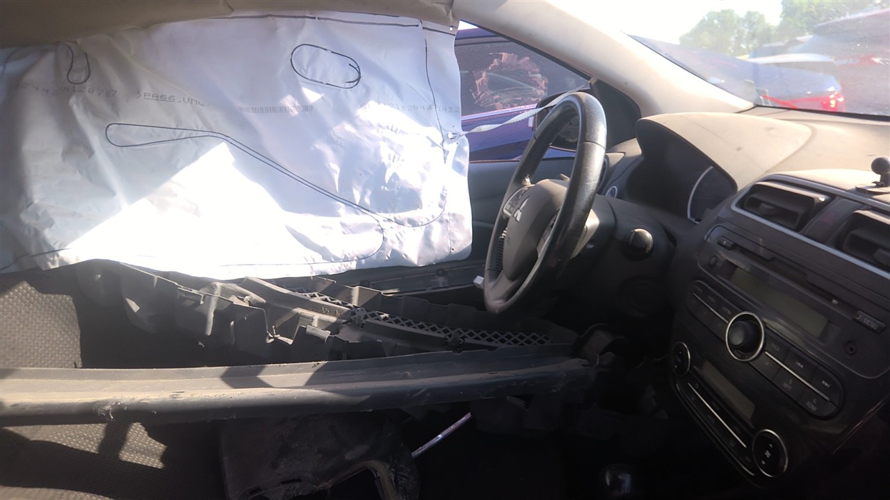 https://f005.backblazeb2.com/file/img-partshotlines-com/Inventory/EX921/Vehicle/8611_10.jpg