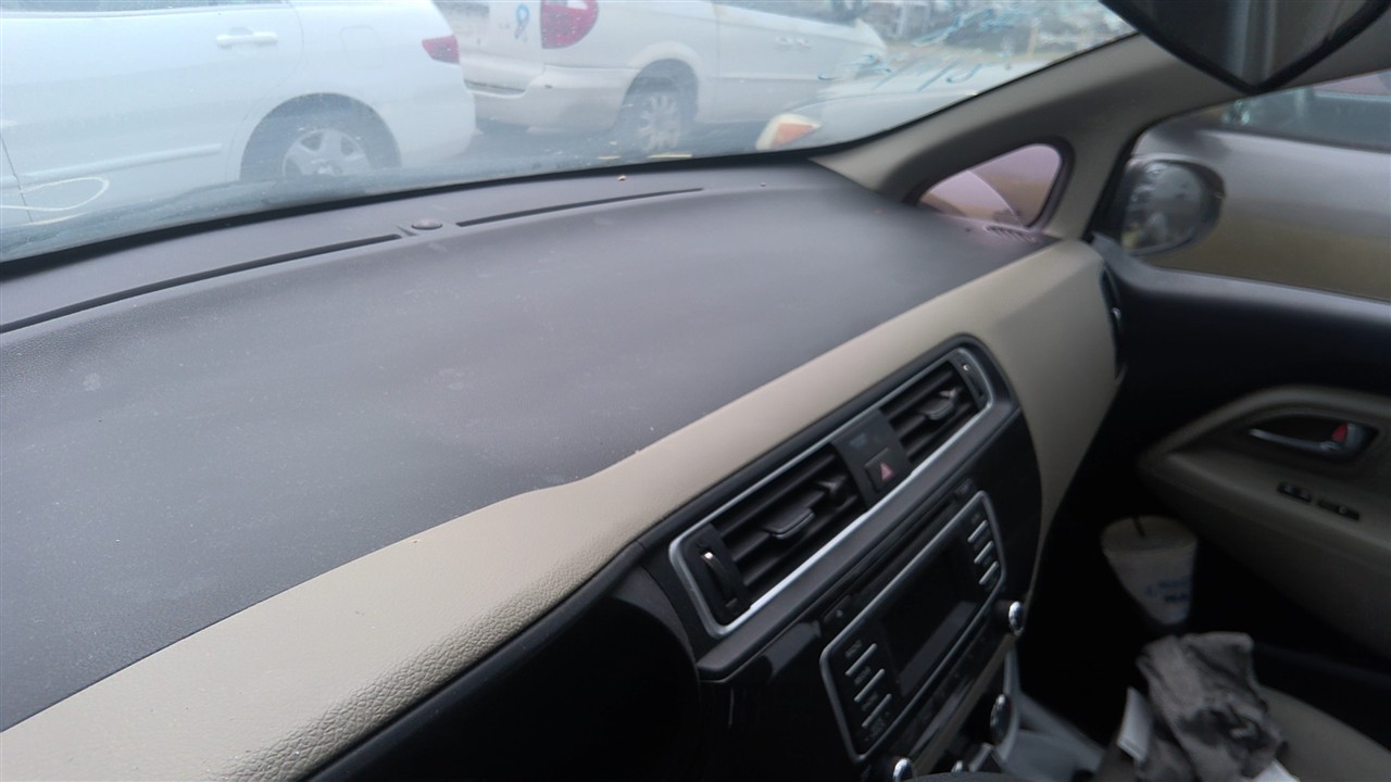 https://f005.backblazeb2.com/file/img-partshotlines-com/Inventory/EX921/Vehicle/8628_11.jpg