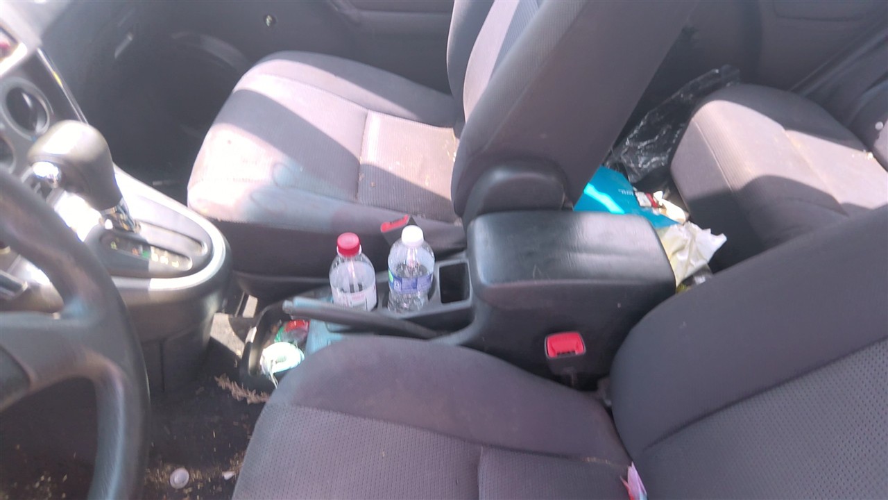 https://f005.backblazeb2.com/file/img-partshotlines-com/Inventory/EX921/Vehicle/8629_12.jpg
