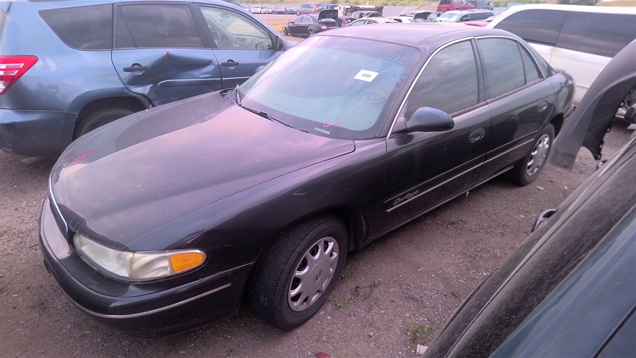 https://f005.backblazeb2.com/file/img-partshotlines-com/Inventory/EX921/Vehicle/8682_01.jpg