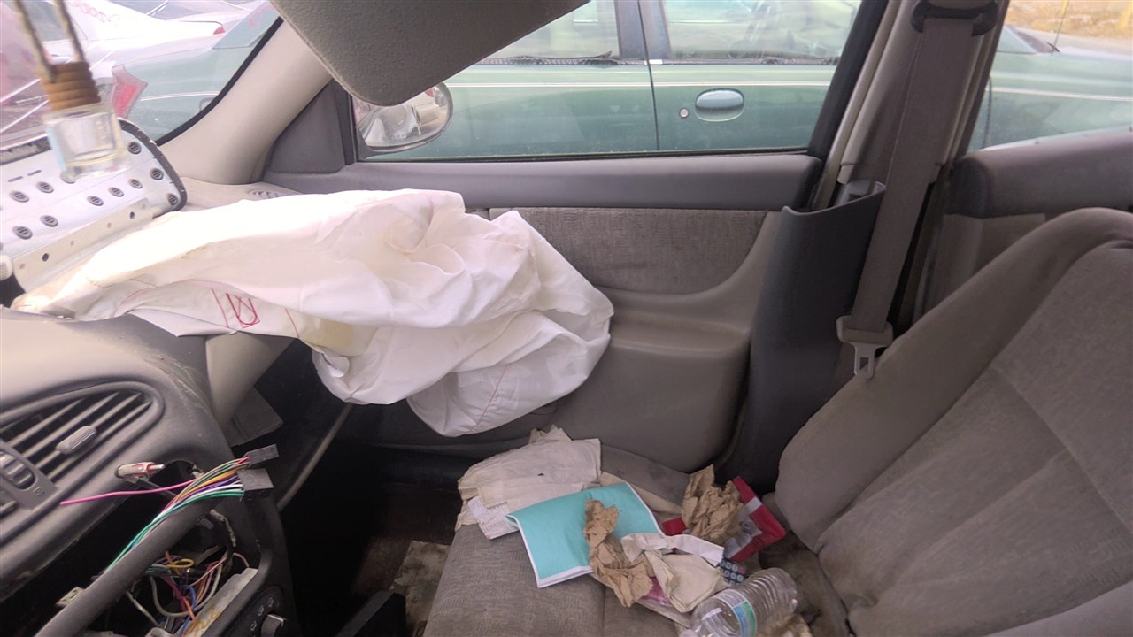 https://f005.backblazeb2.com/file/img-partshotlines-com/Inventory/EX921/Vehicle/8687_11.jpg