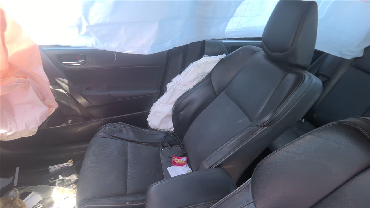https://f005.backblazeb2.com/file/img-partshotlines-com/Inventory/EX921/Vehicle/8689_12.jpg
