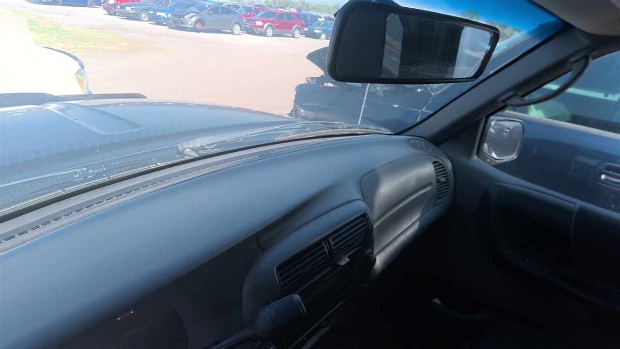https://f005.backblazeb2.com/file/img-partshotlines-com/Inventory/EX921/Vehicle/8789_11.jpg