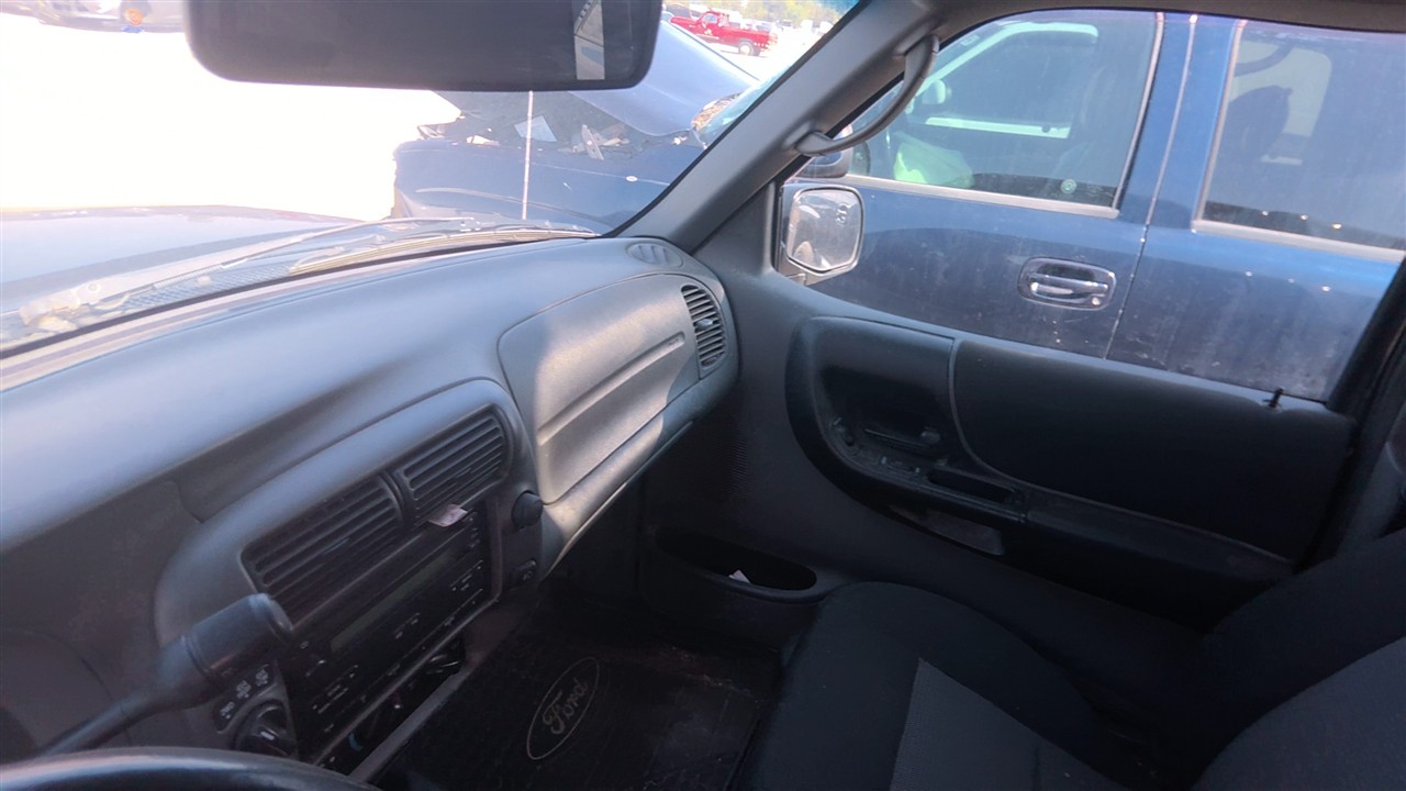 https://f005.backblazeb2.com/file/img-partshotlines-com/Inventory/EX921/Vehicle/8789_12.jpg