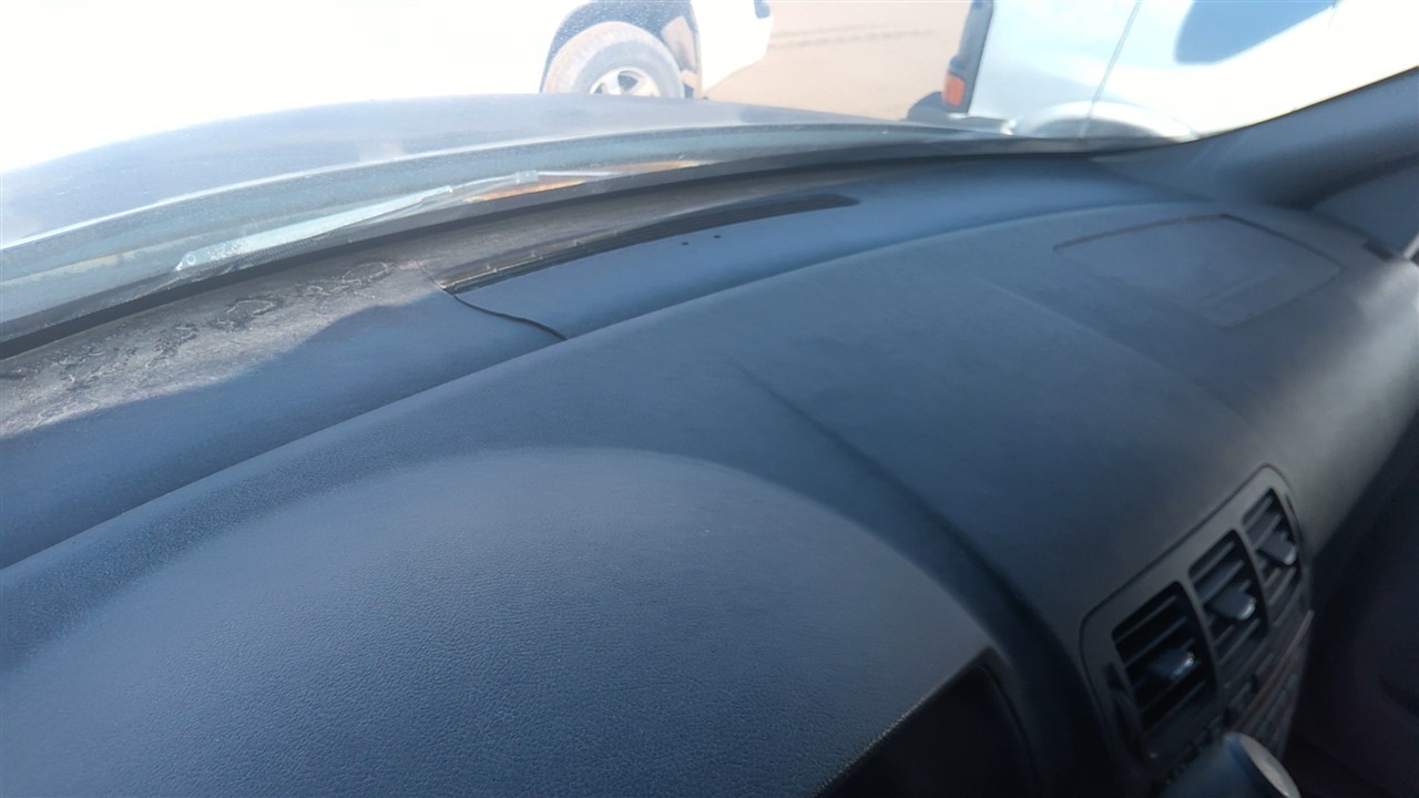 https://f005.backblazeb2.com/file/img-partshotlines-com/Inventory/EX921/Vehicle/8820_10.jpg