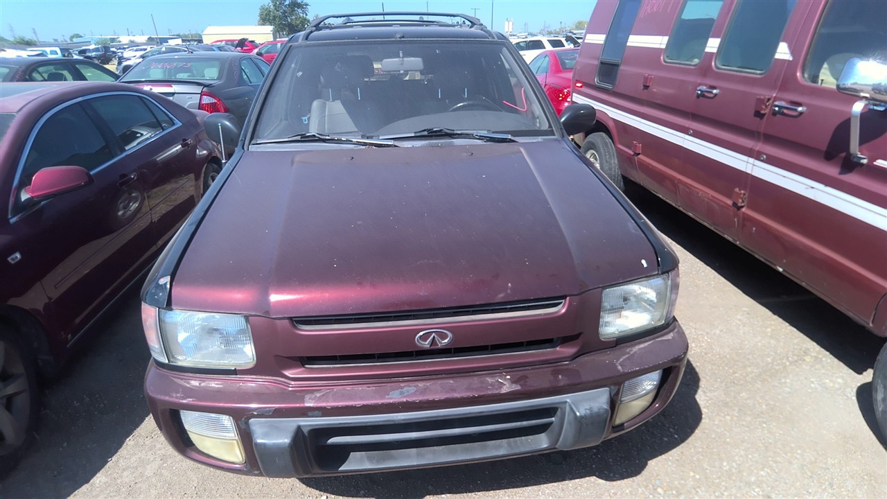 https://f005.backblazeb2.com/file/img-partshotlines-com/Inventory/EX921/Vehicle/8827_03.jpg