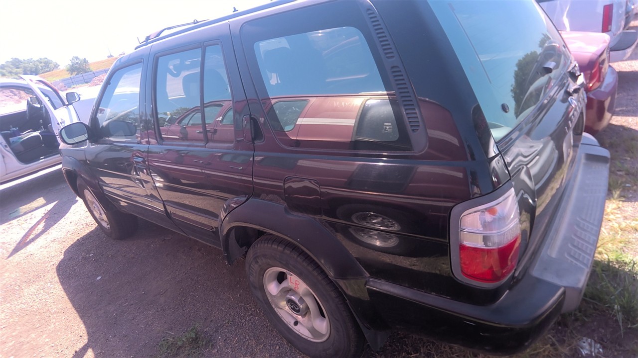 https://f005.backblazeb2.com/file/img-partshotlines-com/Inventory/EX921/Vehicle/8827_05.jpg