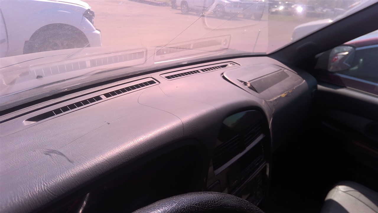 https://f005.backblazeb2.com/file/img-partshotlines-com/Inventory/EX921/Vehicle/8827_10.jpg