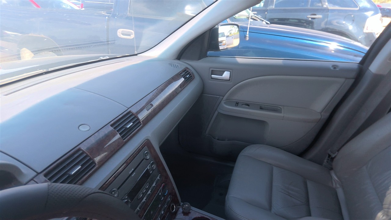 https://f005.backblazeb2.com/file/img-partshotlines-com/Inventory/EX921/Vehicle/8873_12.jpg