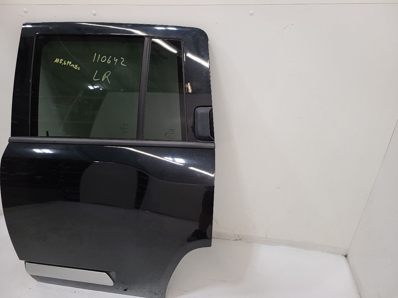 https://f005.backblazeb2.com/file/img-partshotlines-com/Inventory/EX94/Inventory/1483901_03.jpg