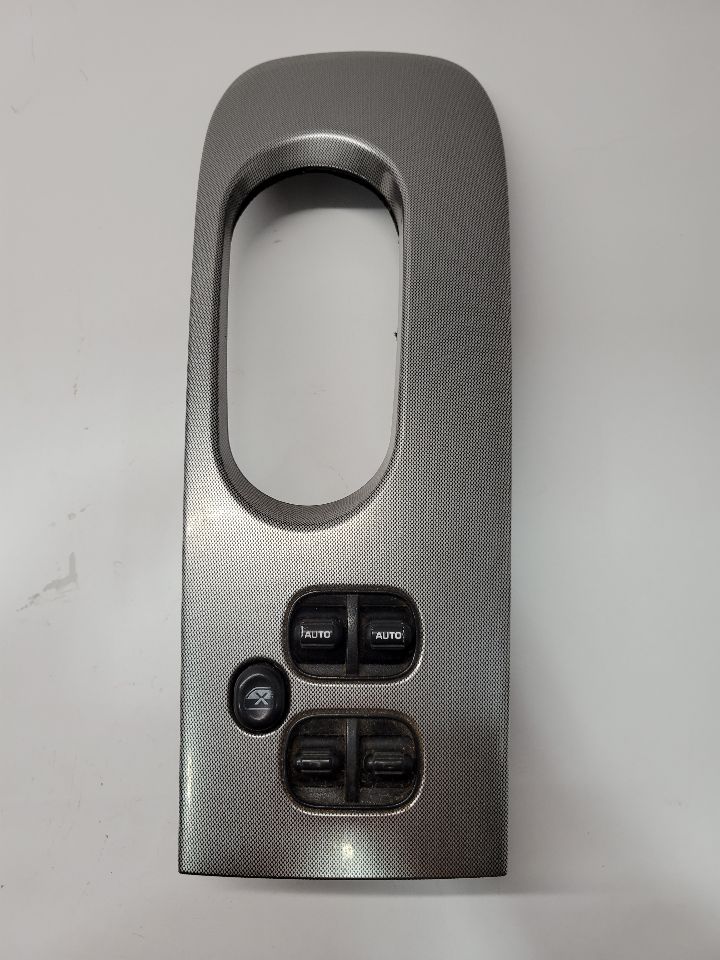 https://f005.backblazeb2.com/file/img-partshotlines-com/Inventory/EX94/Inventory/1537270_01.jpg