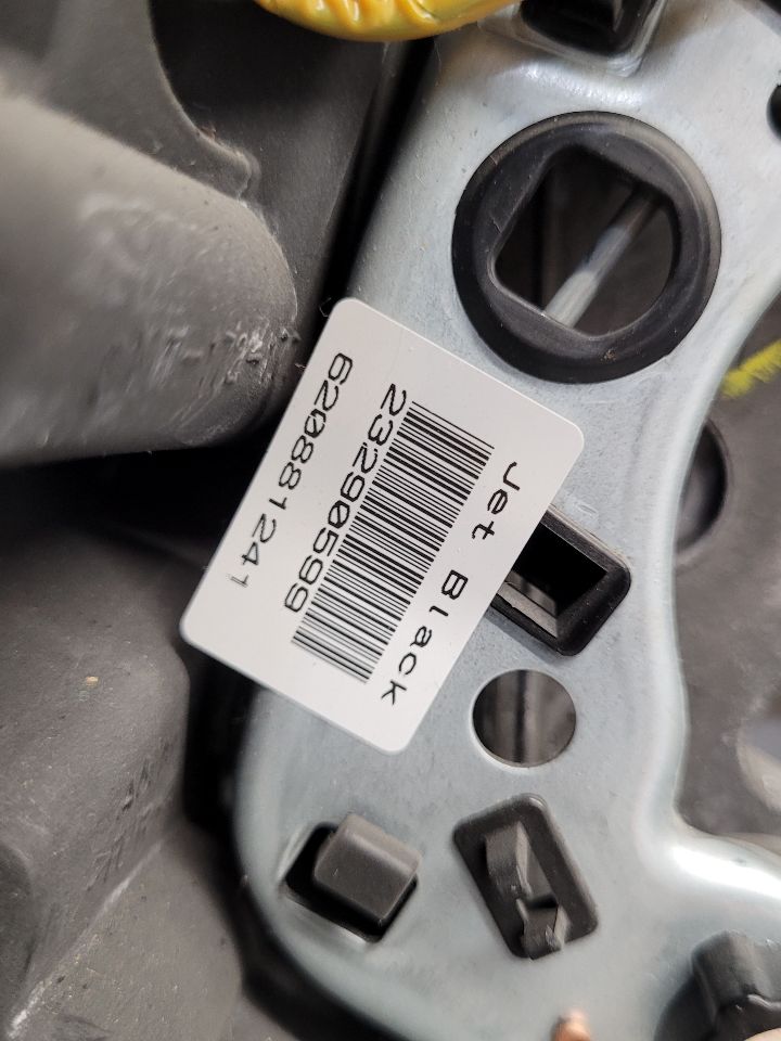 https://f005.backblazeb2.com/file/img-partshotlines-com/Inventory/EX94/Inventory/1943274_05.jpg