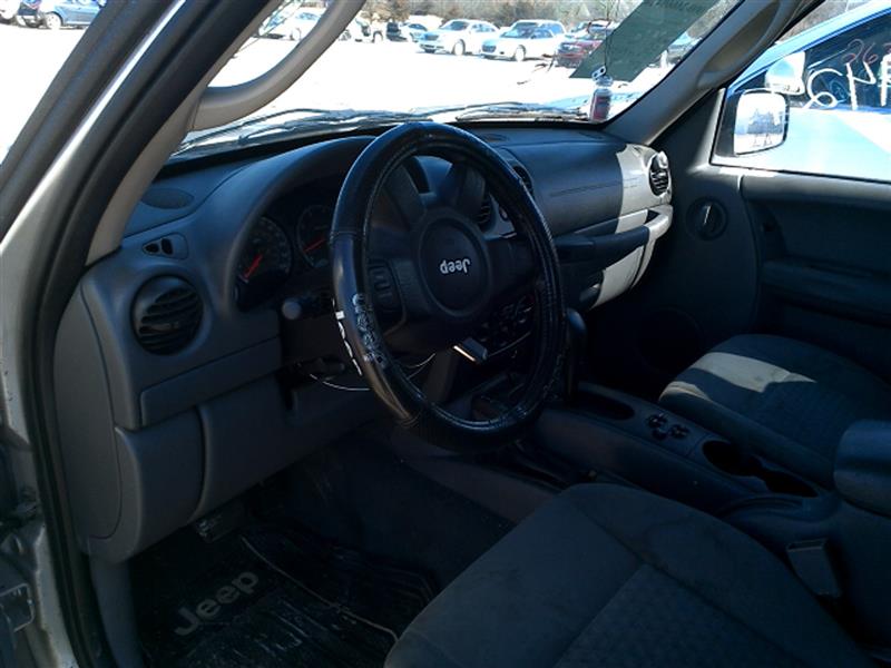 https://f005.backblazeb2.com/file/img-partshotlines-com/Inventory/EX94/Vehicle/111048_08.jpg