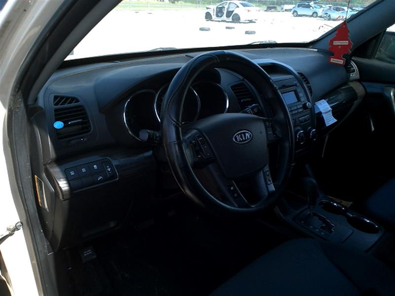 https://f005.backblazeb2.com/file/img-partshotlines-com/Inventory/EX94/Vehicle/115555_11.jpg