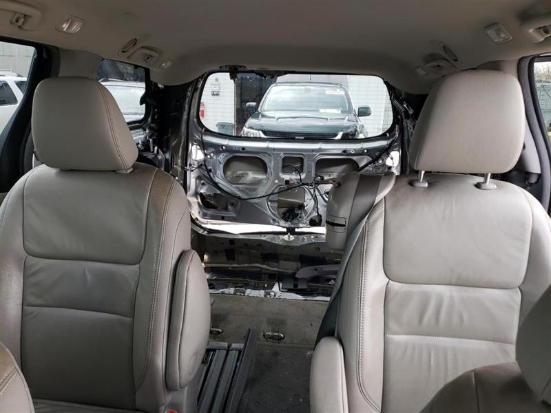 https://f005.backblazeb2.com/file/img-partshotlines-com/Inventory/EX94/Vehicle/145449_10.jpg