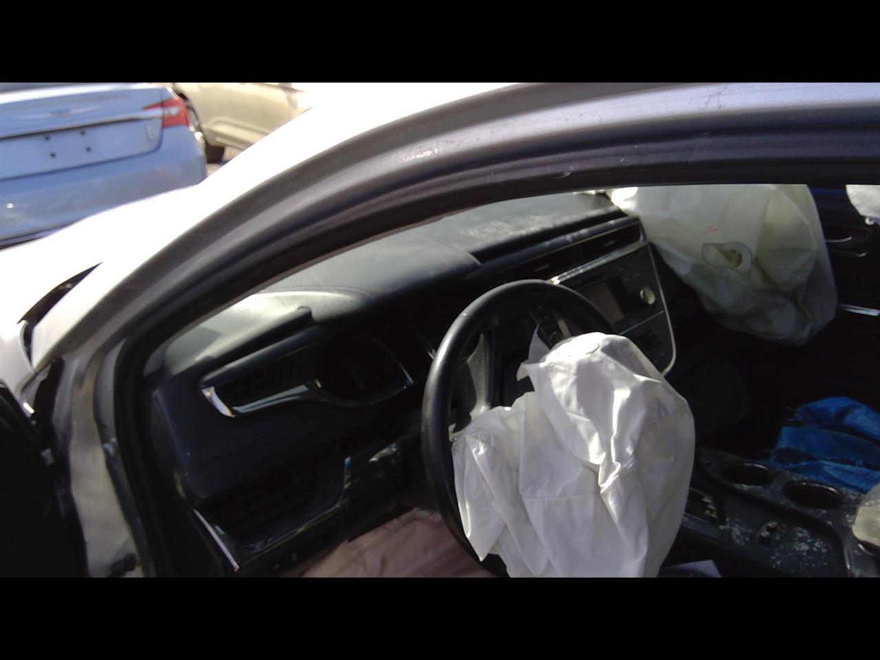 https://f005.backblazeb2.com/file/img-partshotlines-com/Inventory/EX94/Vehicle/160360_10.jpg