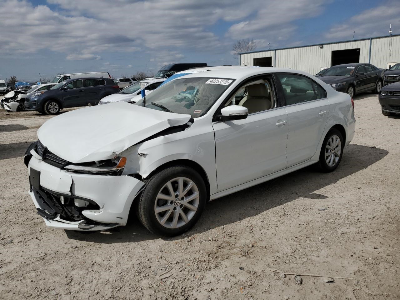 https://f005.backblazeb2.com/file/img-partshotlines-com/Inventory/EX94/Vehicle/161129_01.jpg