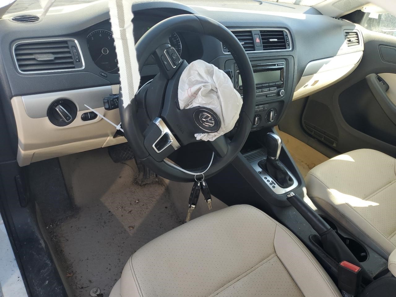 https://f005.backblazeb2.com/file/img-partshotlines-com/Inventory/EX94/Vehicle/161129_08.jpg