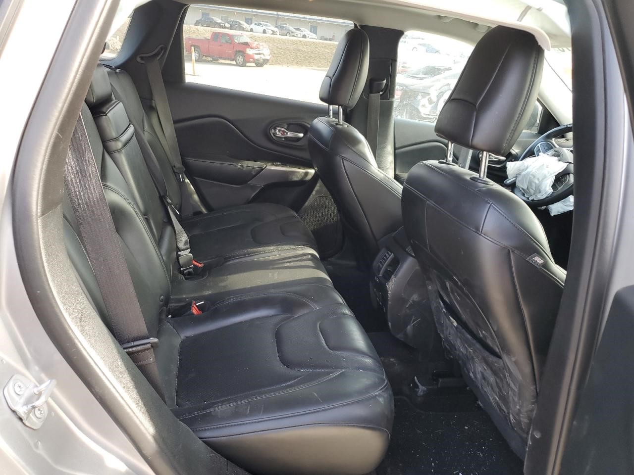 https://f005.backblazeb2.com/file/img-partshotlines-com/Inventory/EX94/Vehicle/161329_11.jpg