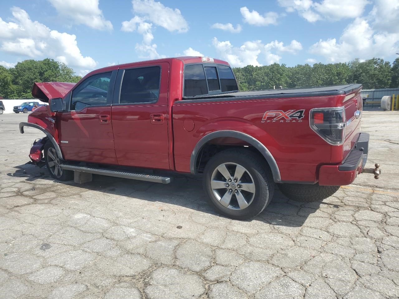 https://f005.backblazeb2.com/file/img-partshotlines-com/Inventory/EX94/Vehicle/161442_02.jpg