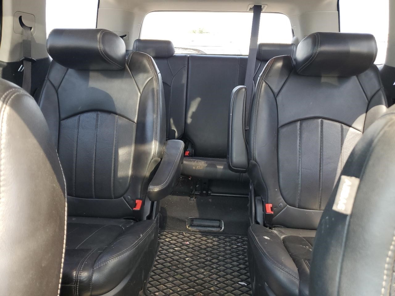 https://f005.backblazeb2.com/file/img-partshotlines-com/Inventory/EX94/Vehicle/161592_10.jpg