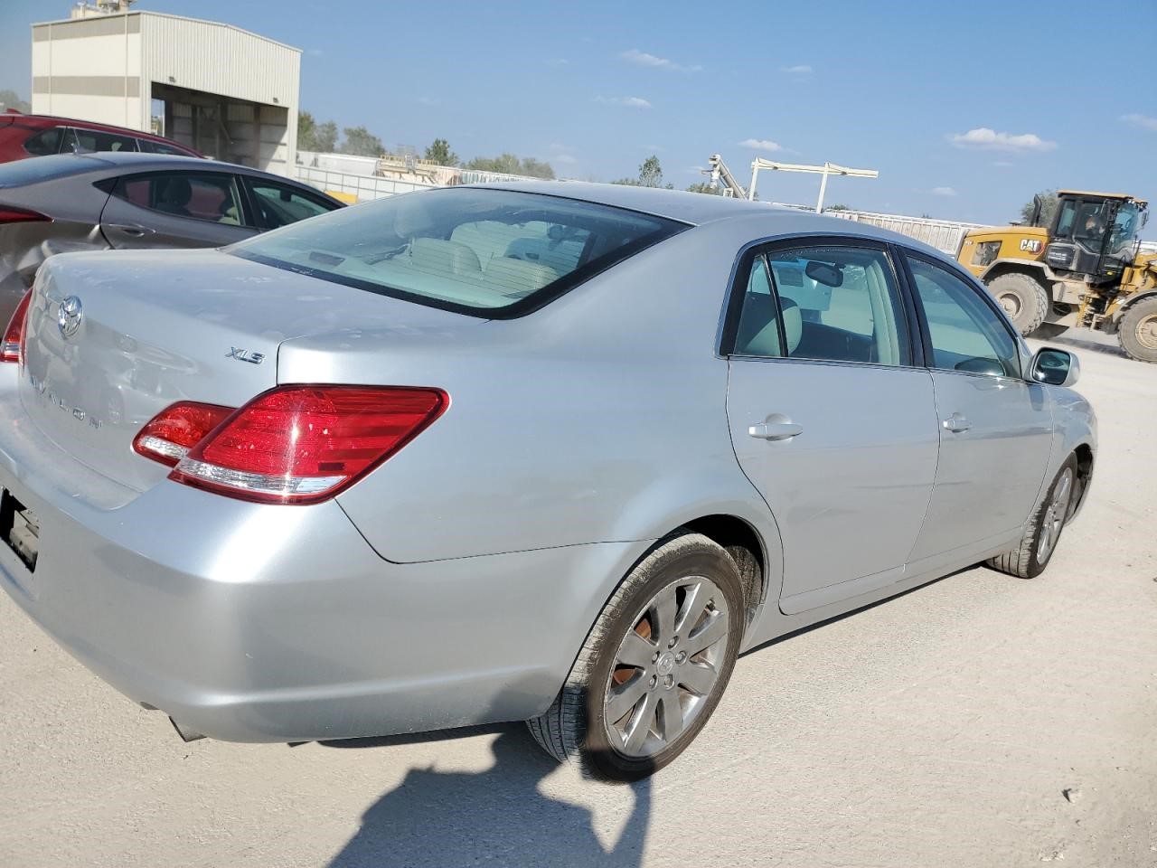 https://f005.backblazeb2.com/file/img-partshotlines-com/Inventory/EX94/Vehicle/161808_03.jpg