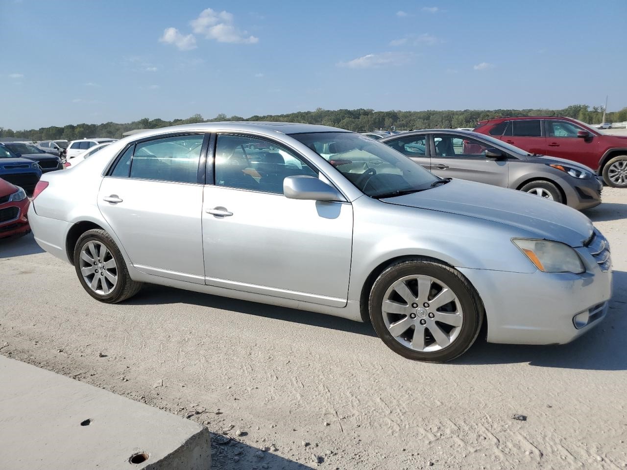 https://f005.backblazeb2.com/file/img-partshotlines-com/Inventory/EX94/Vehicle/161808_04.jpg