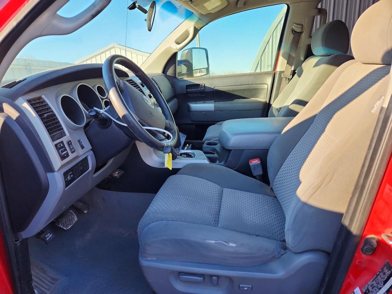 https://f005.backblazeb2.com/file/img-partshotlines-com/Inventory/EX94/Vehicle/162309_07.jpg