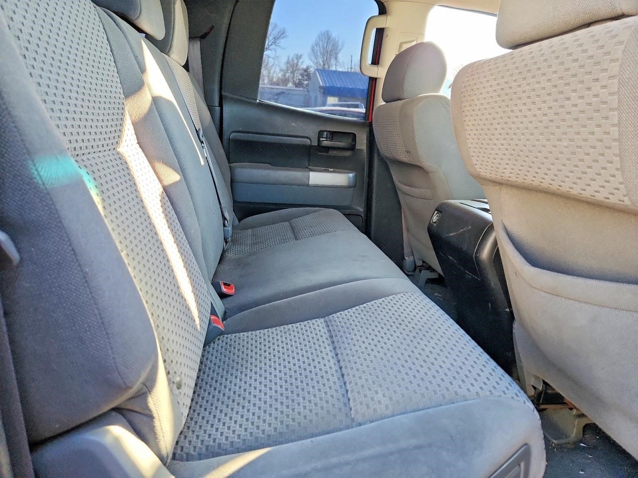 https://f005.backblazeb2.com/file/img-partshotlines-com/Inventory/EX94/Vehicle/162309_10.jpg