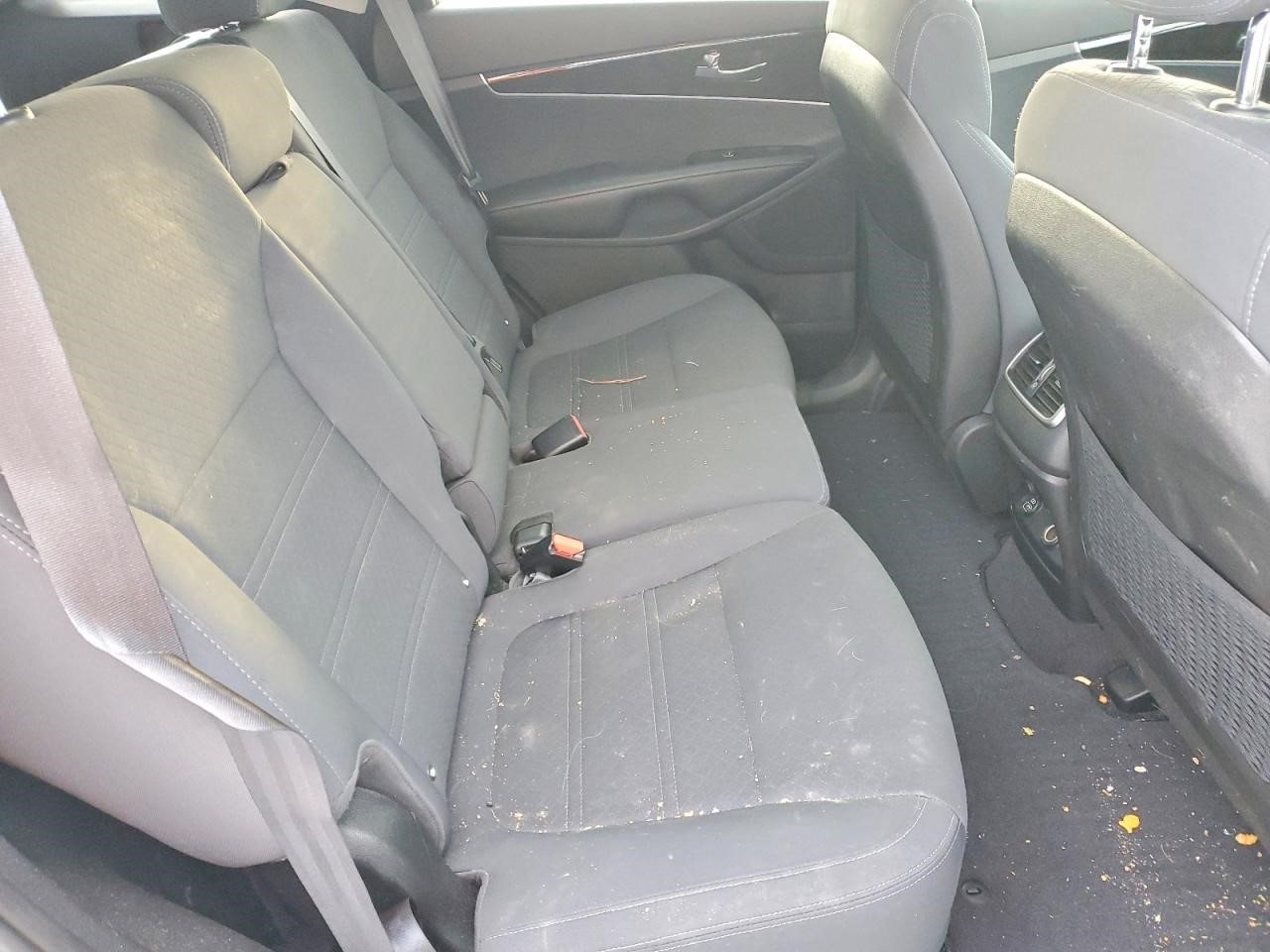 https://f005.backblazeb2.com/file/img-partshotlines-com/Inventory/EX94/Vehicle/162406_10.jpg