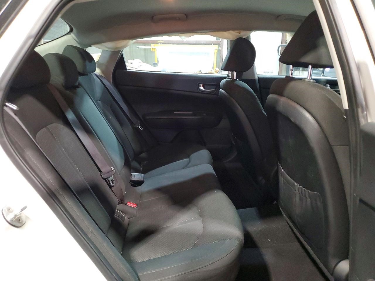 https://f005.backblazeb2.com/file/img-partshotlines-com/Inventory/EX94/Vehicle/162444_10.jpg