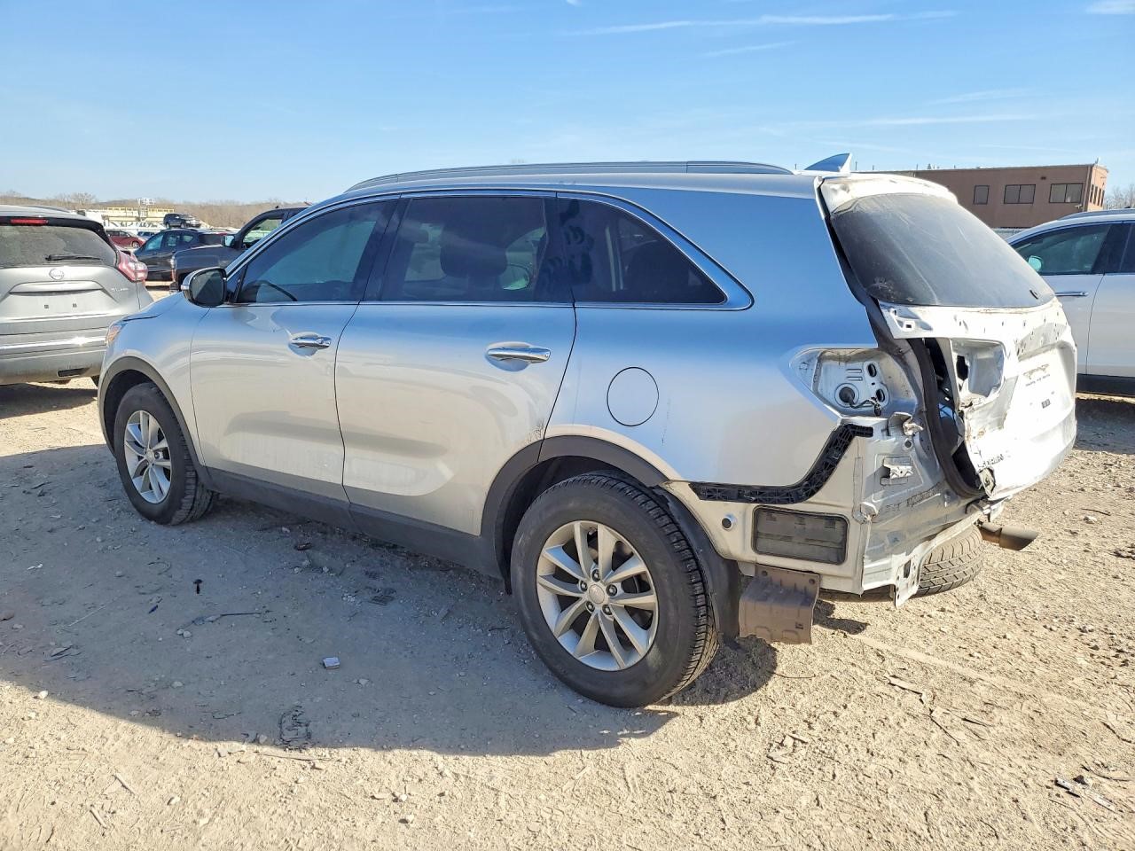 https://f005.backblazeb2.com/file/img-partshotlines-com/Inventory/EX94/Vehicle/162533_02.jpg