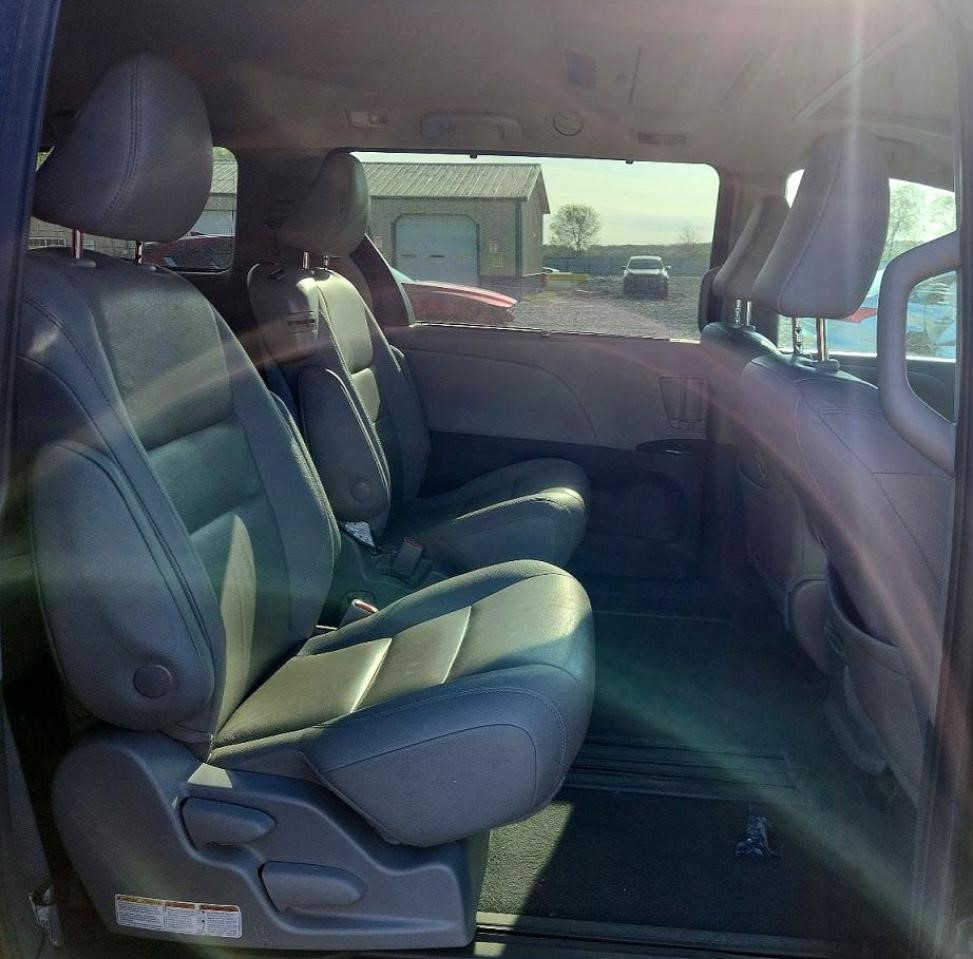 https://f005.backblazeb2.com/file/img-partshotlines-com/Inventory/EX94/Vehicle/162909_11.jpg