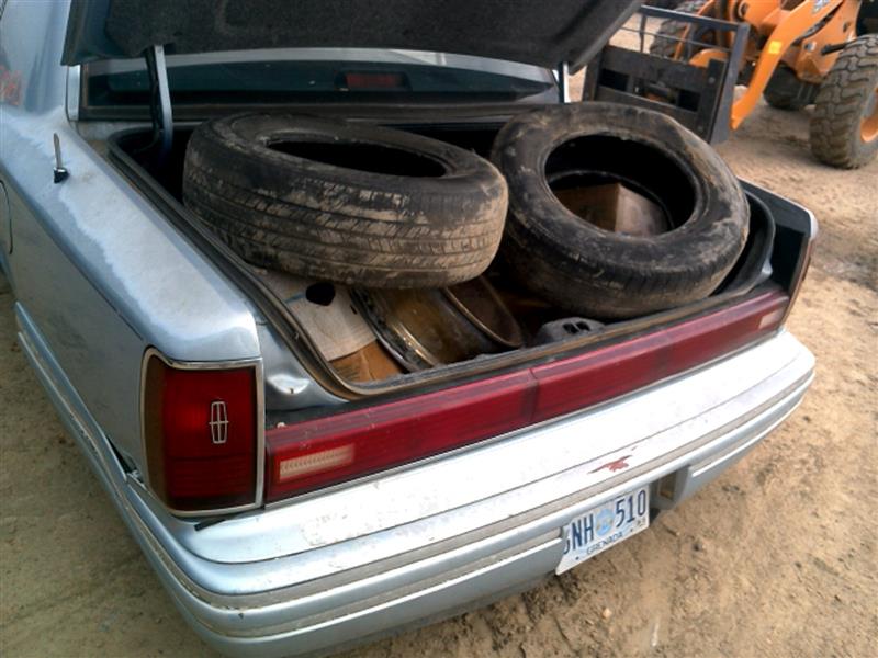 https://f005.backblazeb2.com/file/img-partshotlines-com/Inventory/EX941/Vehicle/5089_01.jpg
